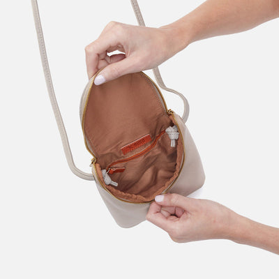 FERN CROSSBODY TAUPE