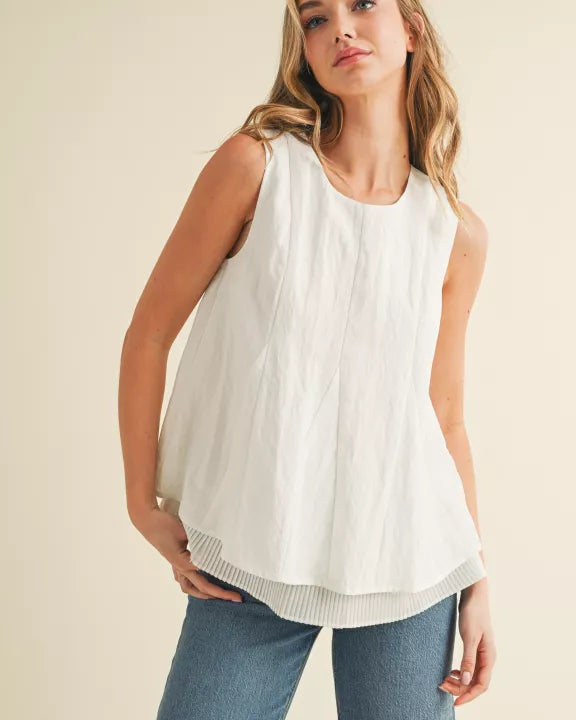 PLEATED SLEEVELESS A LINE TOP