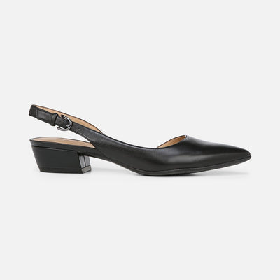 BANKS POINTED TOE FLAT